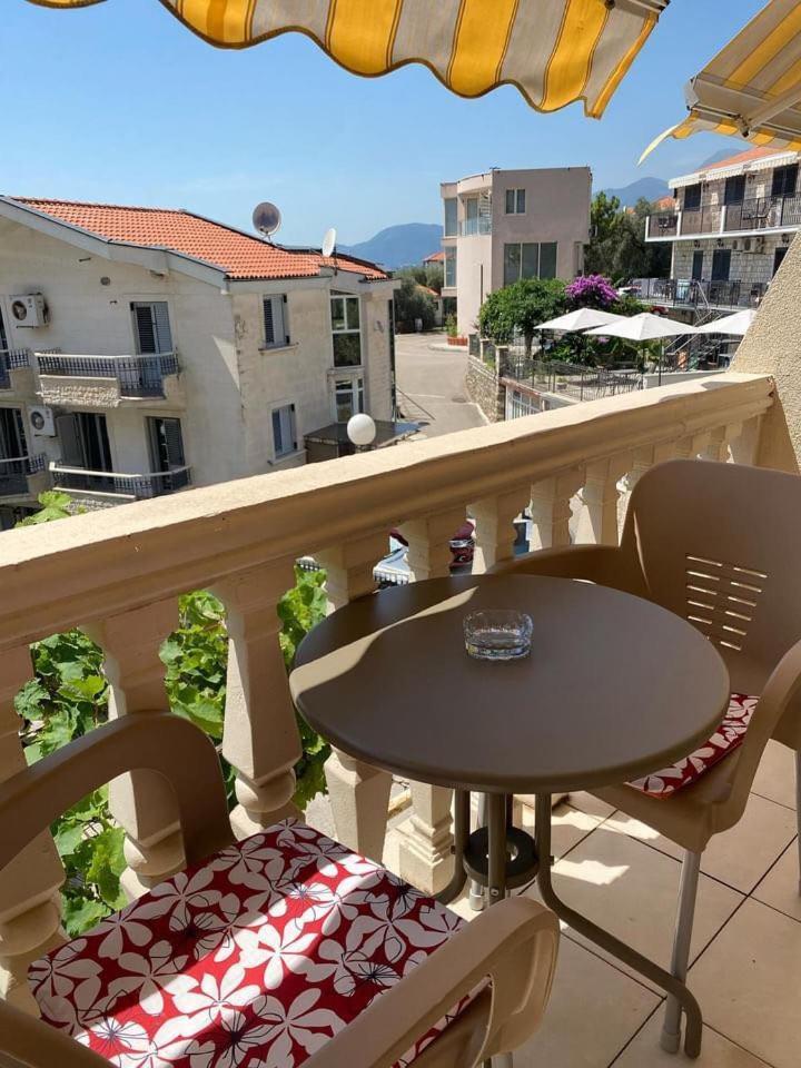 Apartments Dunja Ilha Sveti Stefan Exterior foto